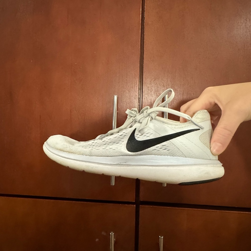 Nike free - Picture 1 of 3